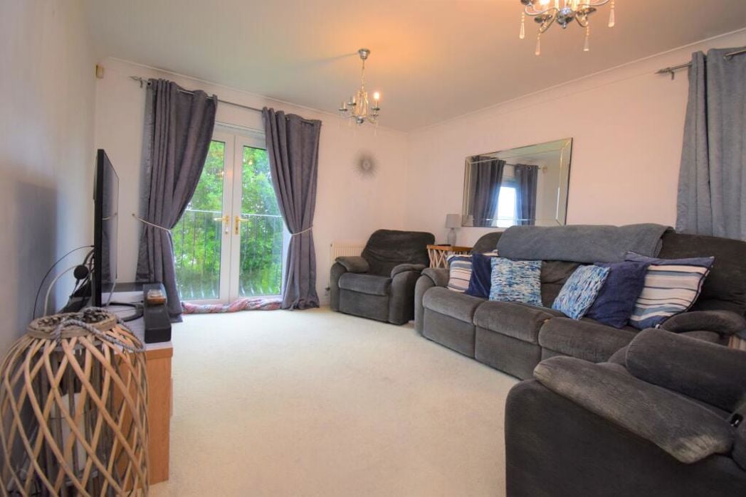 Property image 3 of 6