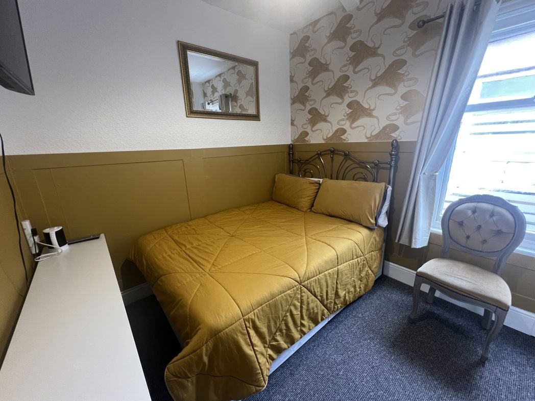 Property image 17 of 33