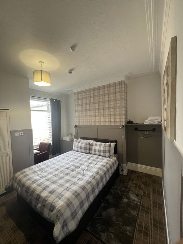Property image 31 of 33