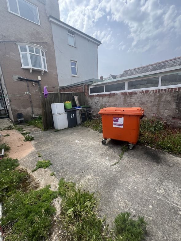 Property image 33 of 33