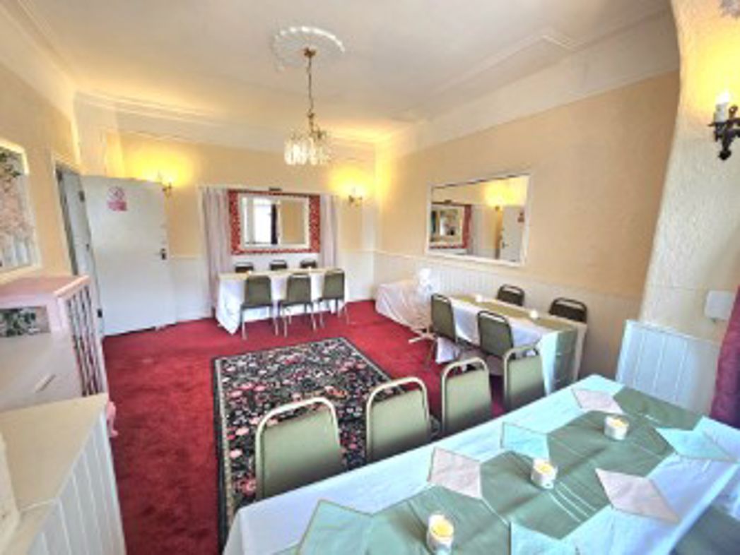 Property image 6 of 33
