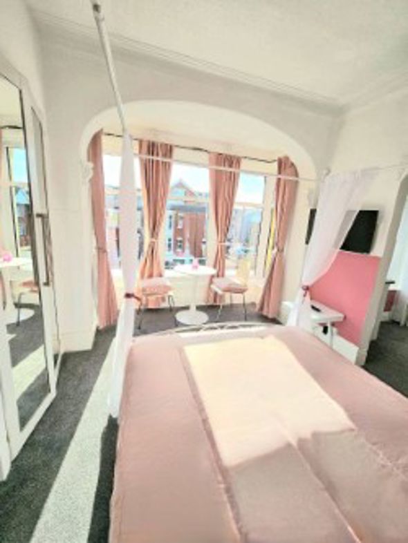 Property image 14 of 33