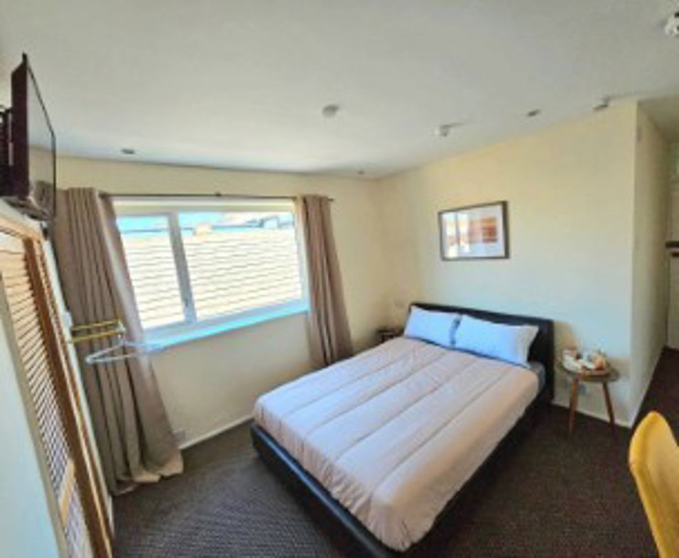 Property image 30 of 33
