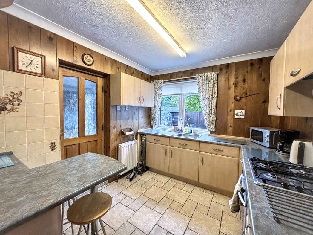 Property image 10 of 21