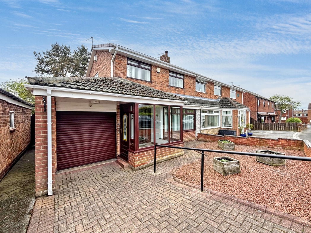 Property image 3 of 21