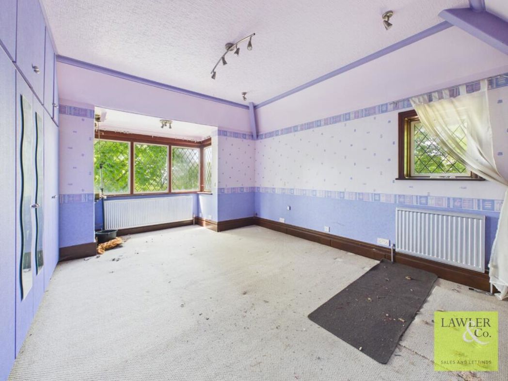 Property image 9 of 21