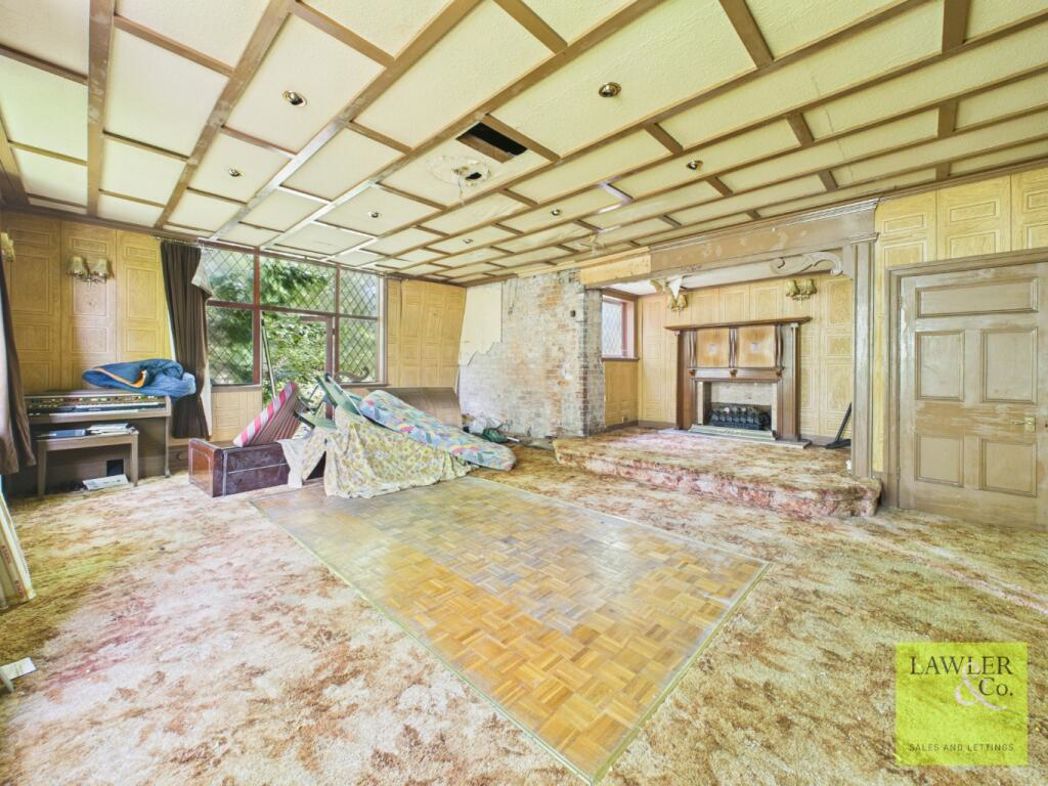 Property image 4 of 21