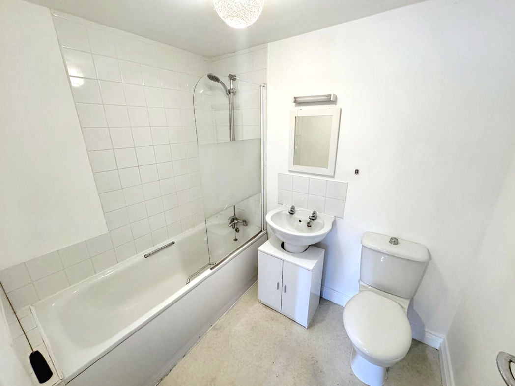 Property image 8 of 8