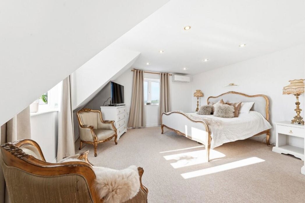 Property image 29 of 45