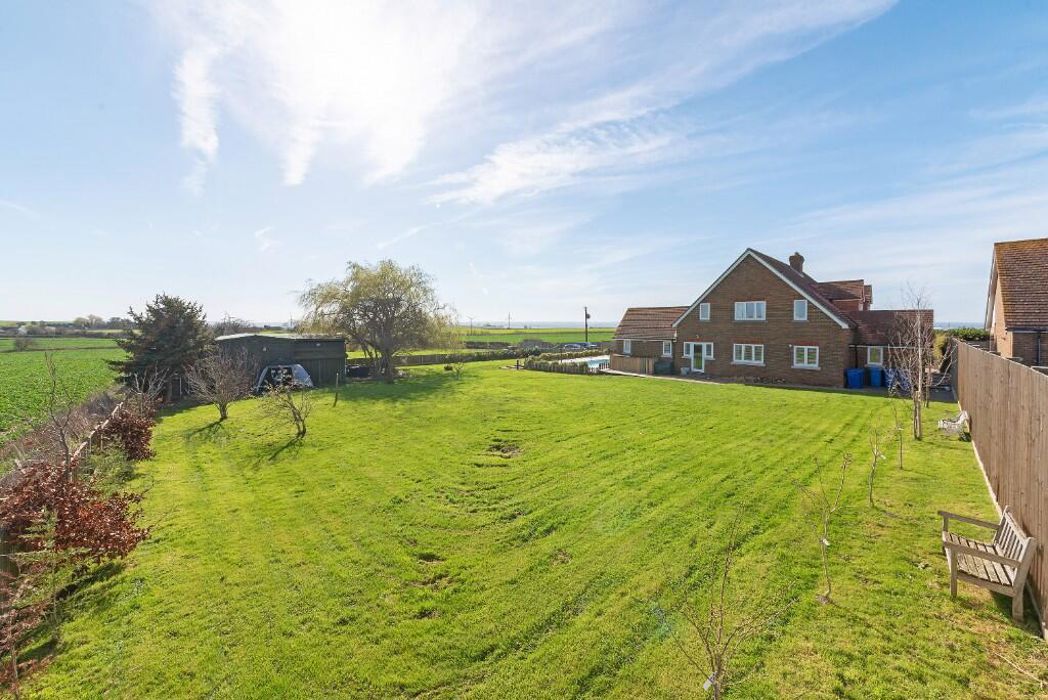 Property image 32 of 45