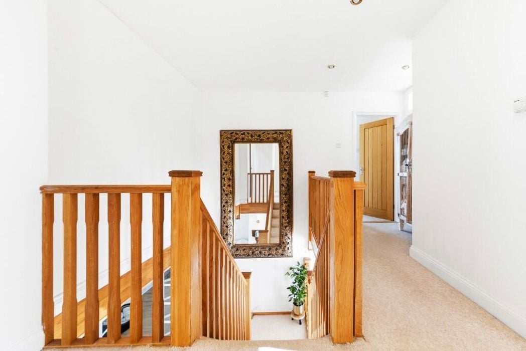 Property image 35 of 45