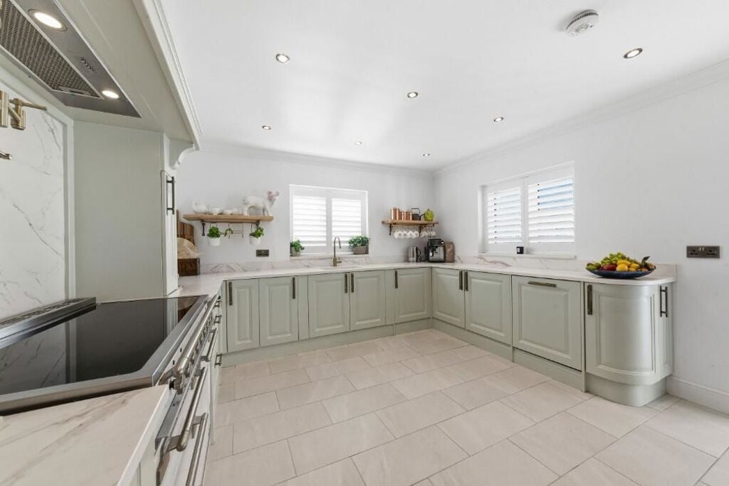 Property image 7 of 45