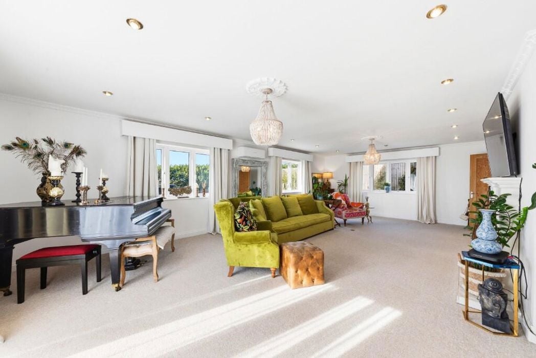 Property image 12 of 45