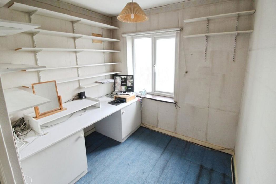 Property image 12 of 13