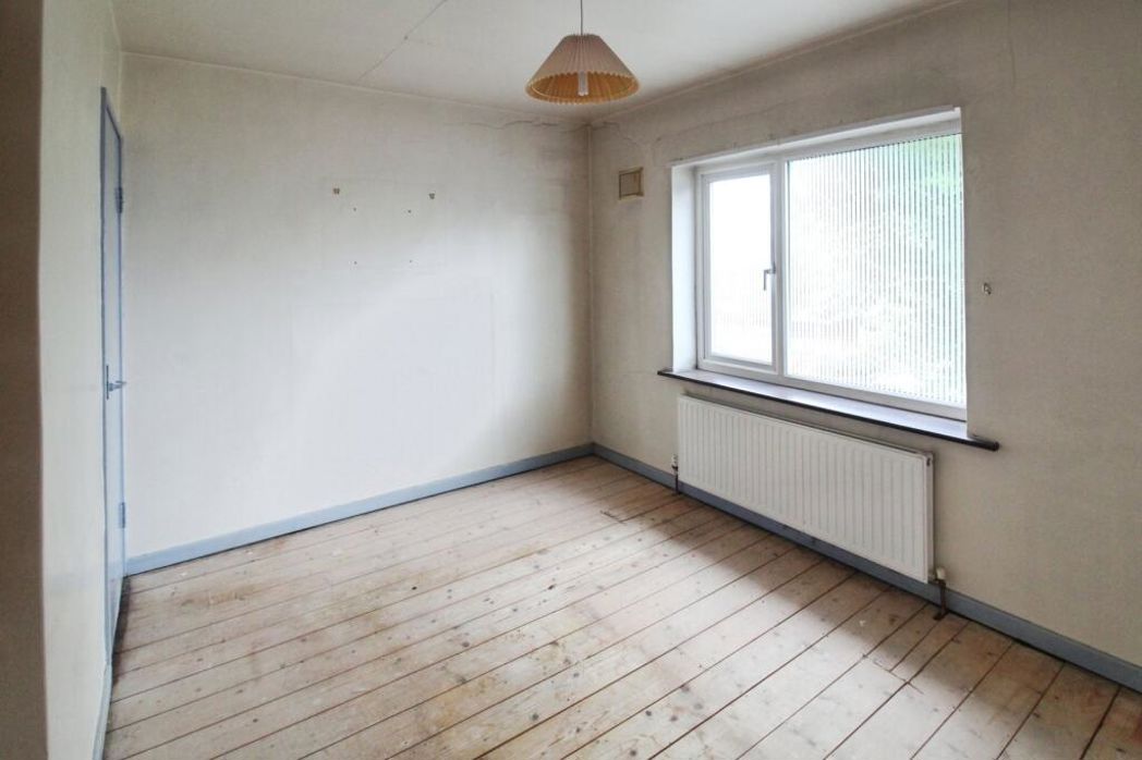 Property image 10 of 13