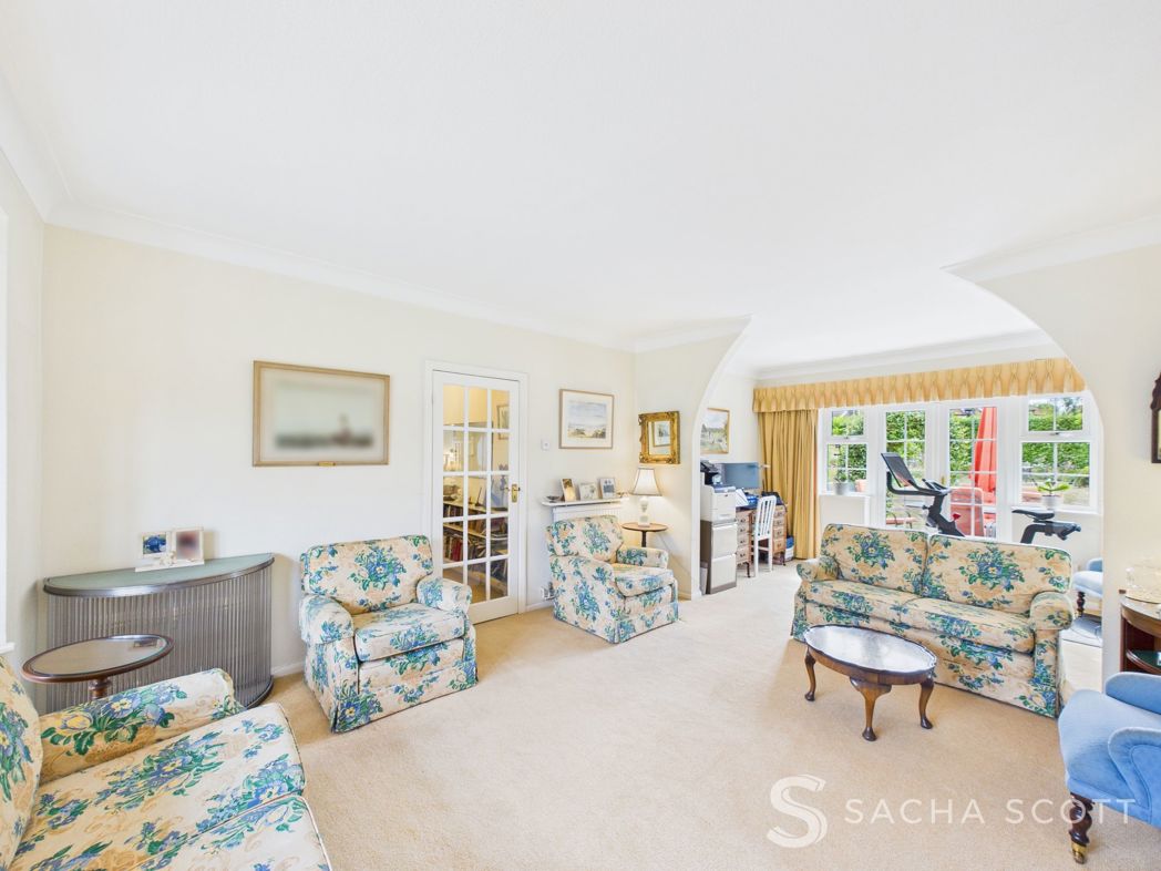 Property image 6 of 68