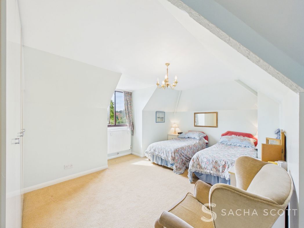 Property image 14 of 68