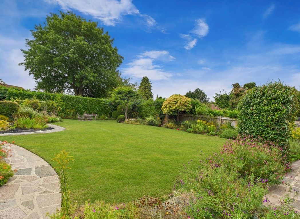 Property image 28 of 68