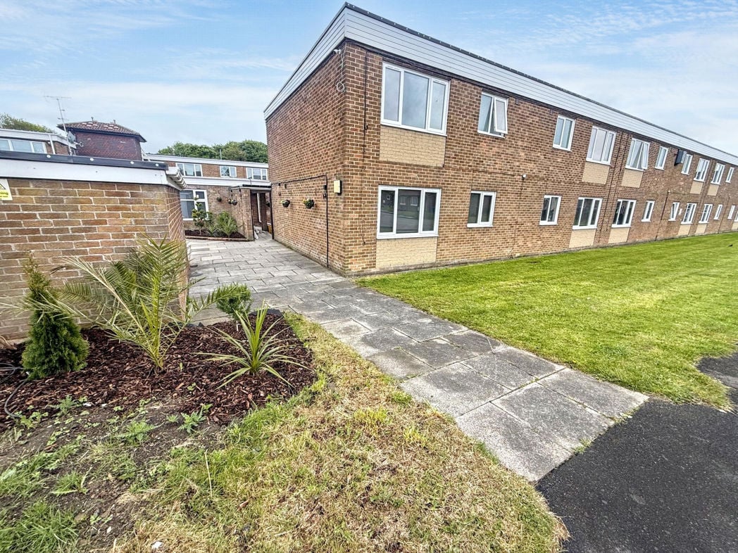 Property image 1 of 8