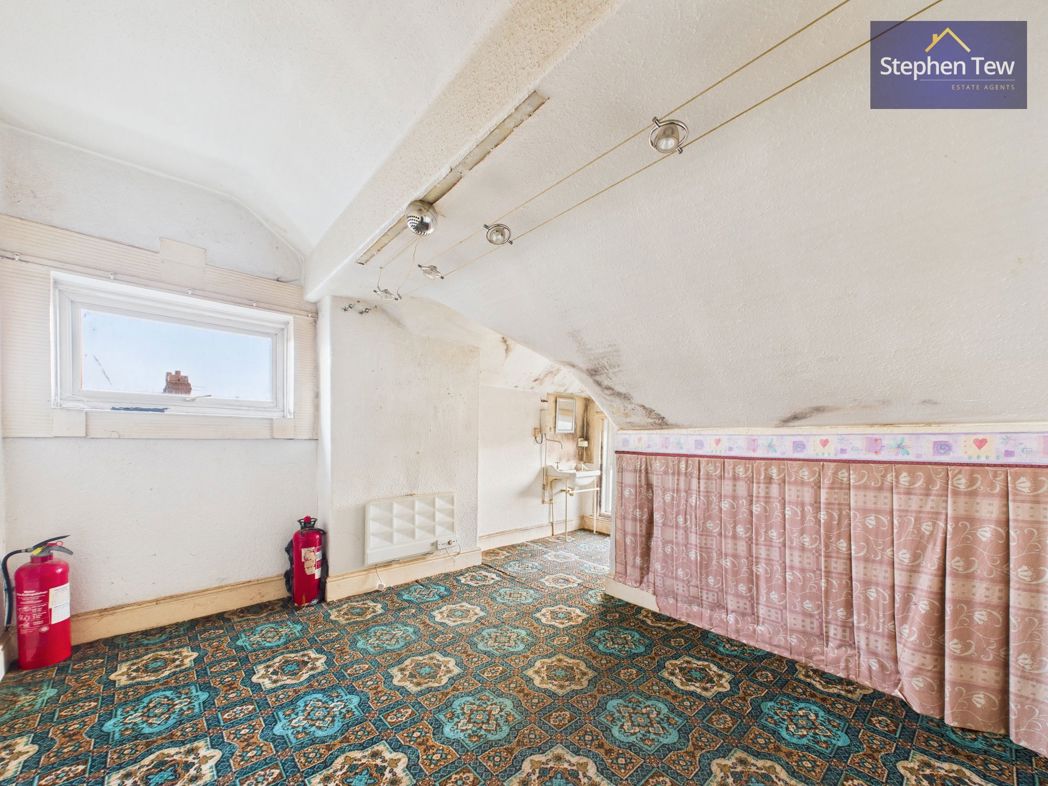 Property image 6 of 33