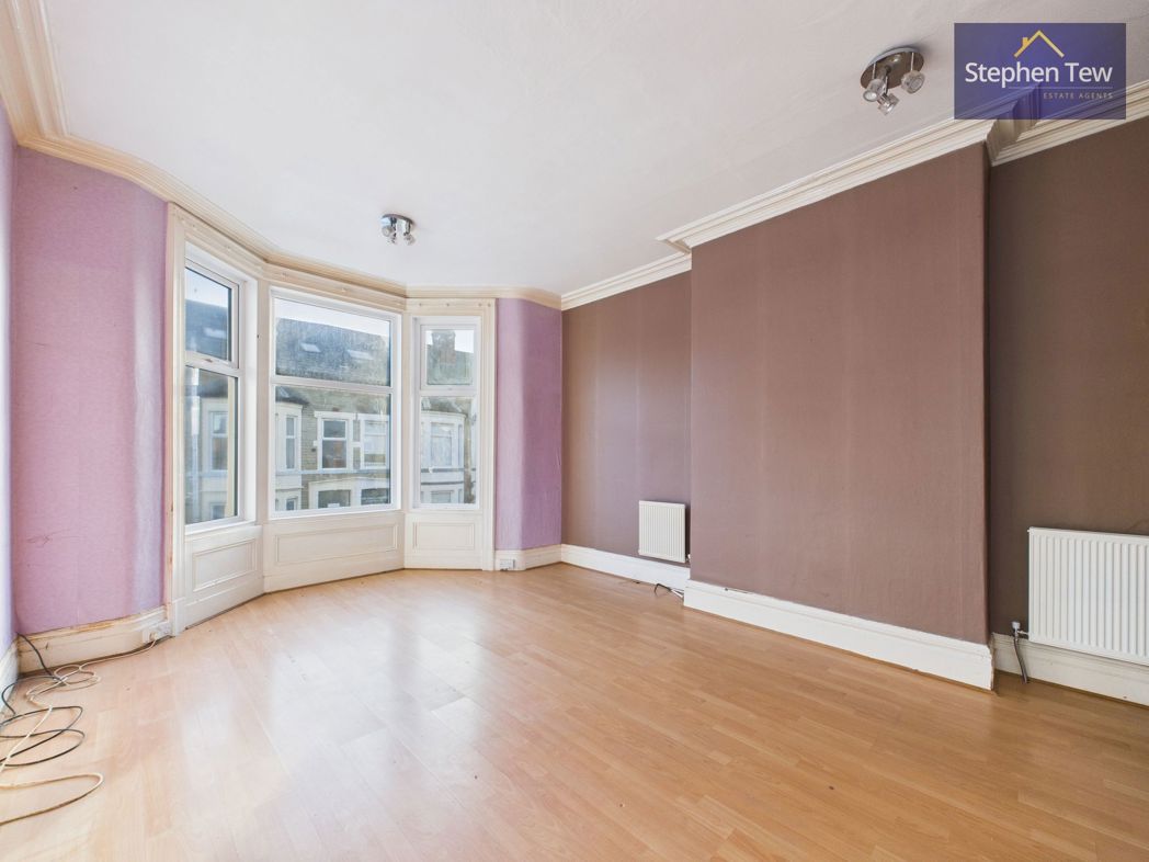 Property image 17 of 33