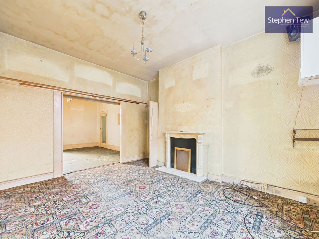 Property image 23 of 33