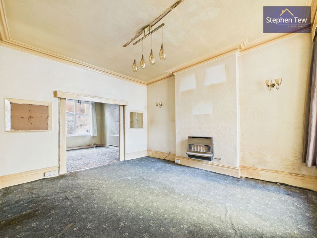 Property image 24 of 33