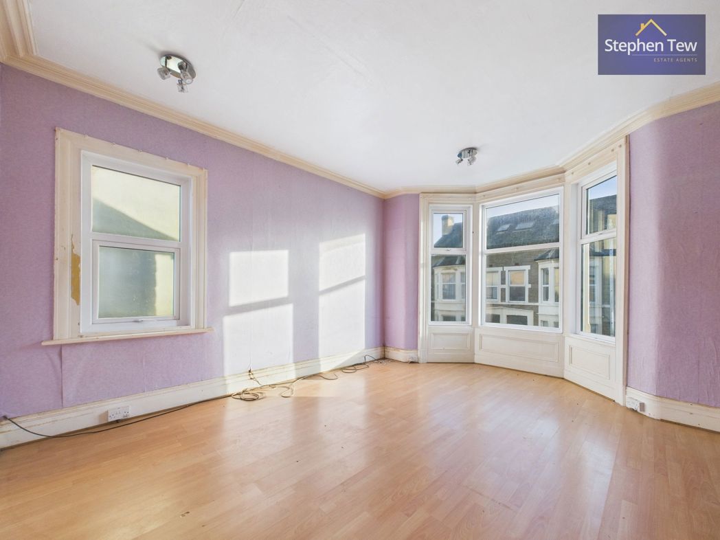 Property image 33 of 33