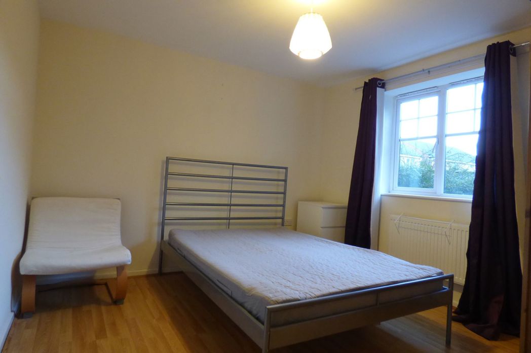 Property image 5 of 9