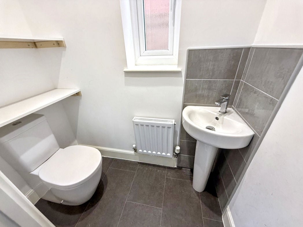 Property image 5 of 13