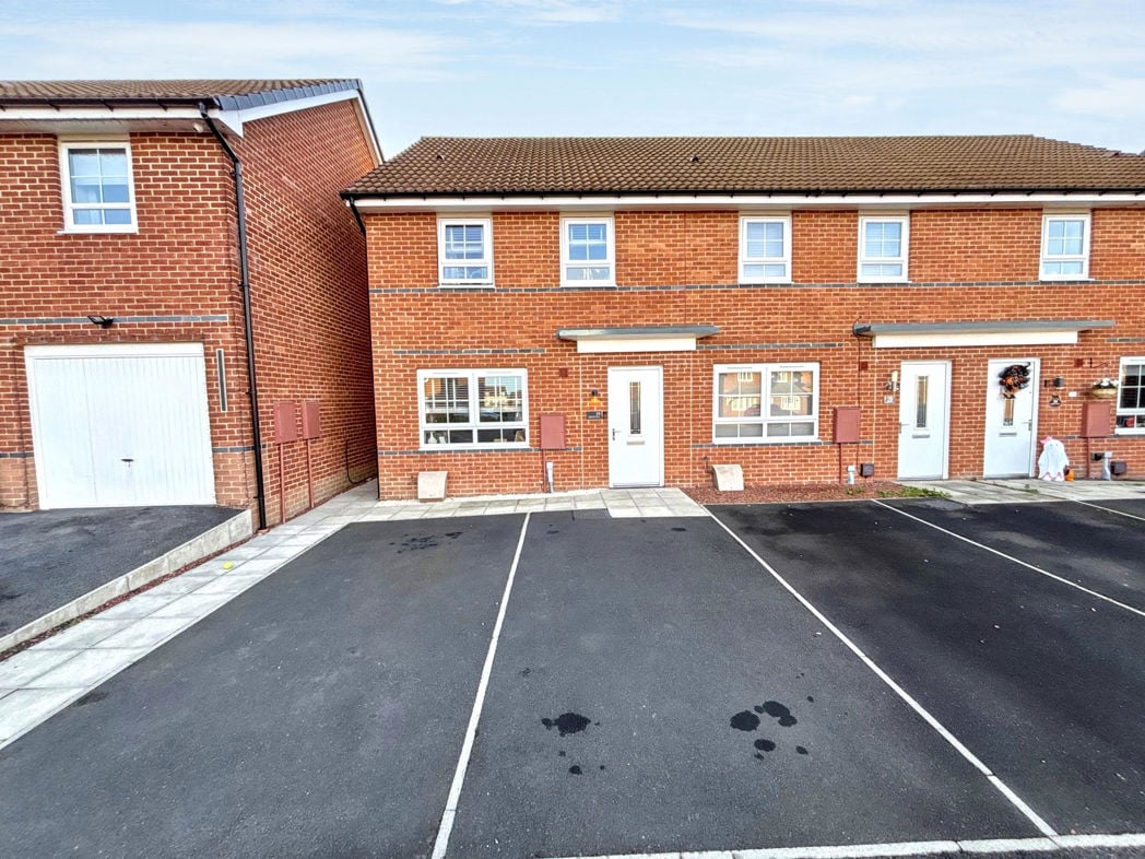 Property image 1 of 17