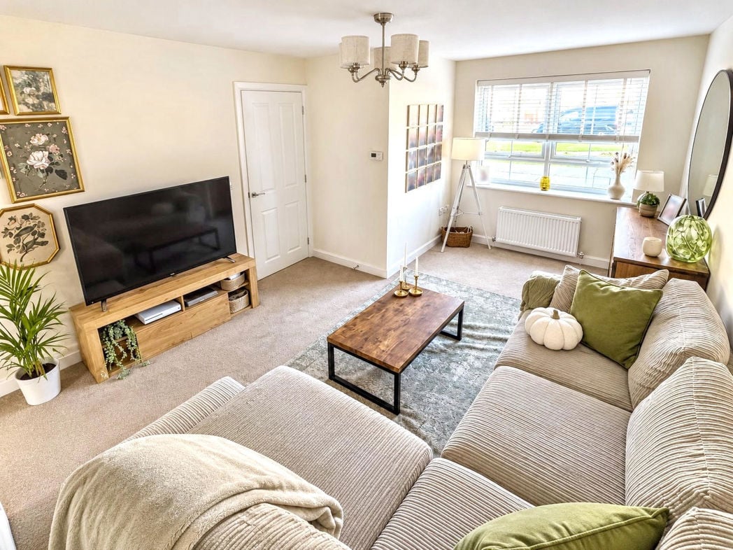 Property image 3 of 17