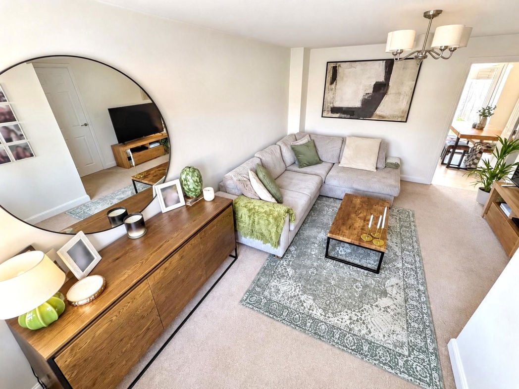 Property image 4 of 17