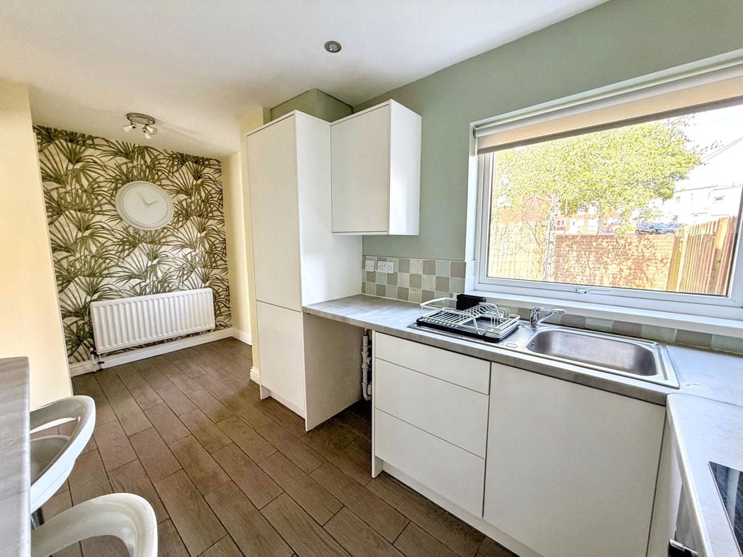 Property image 6 of 17