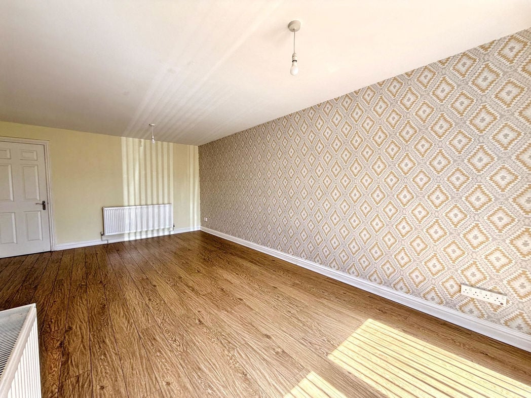 Property image 3 of 17