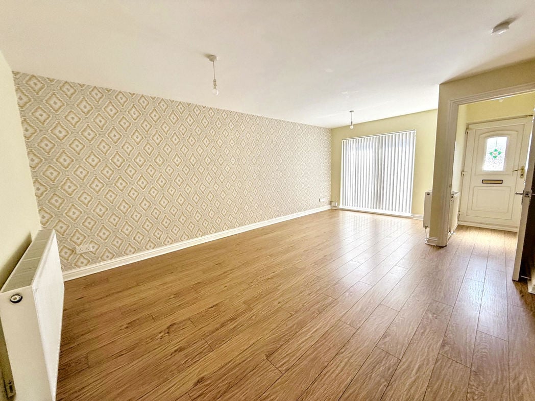 Property image 4 of 17