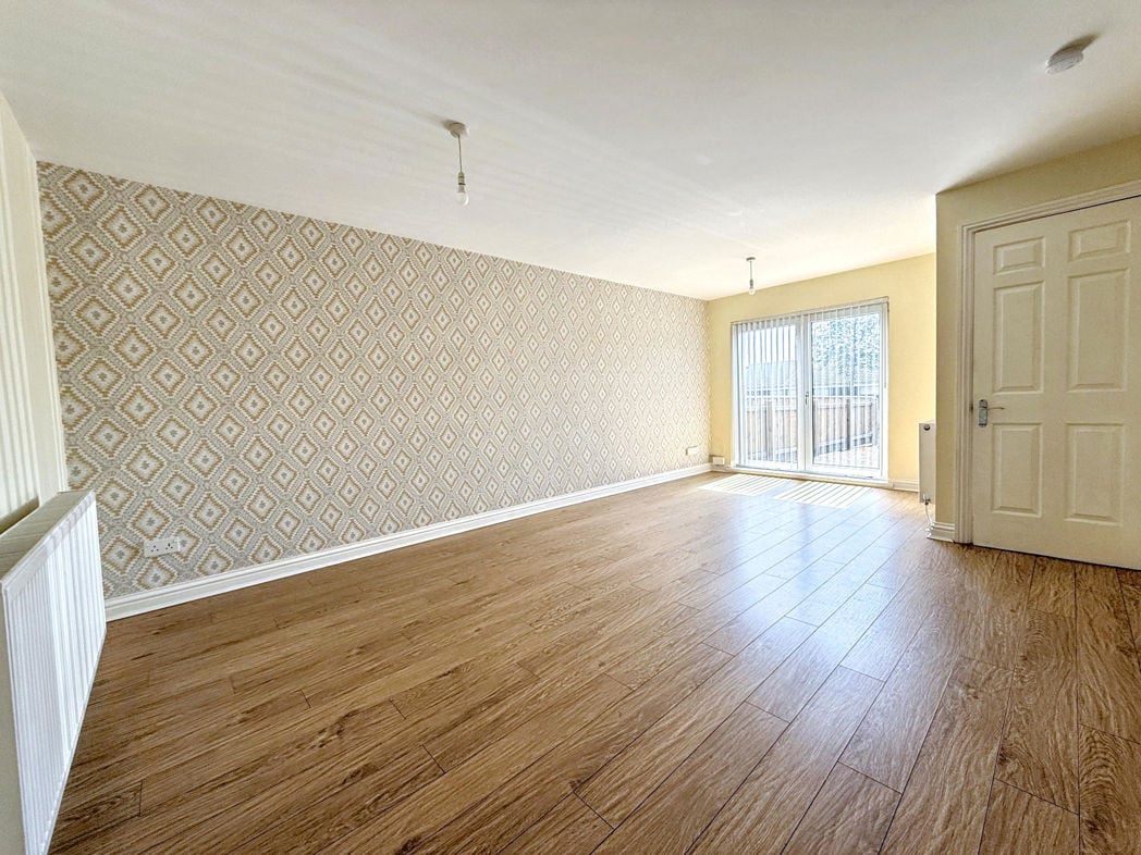 Property image 2 of 17