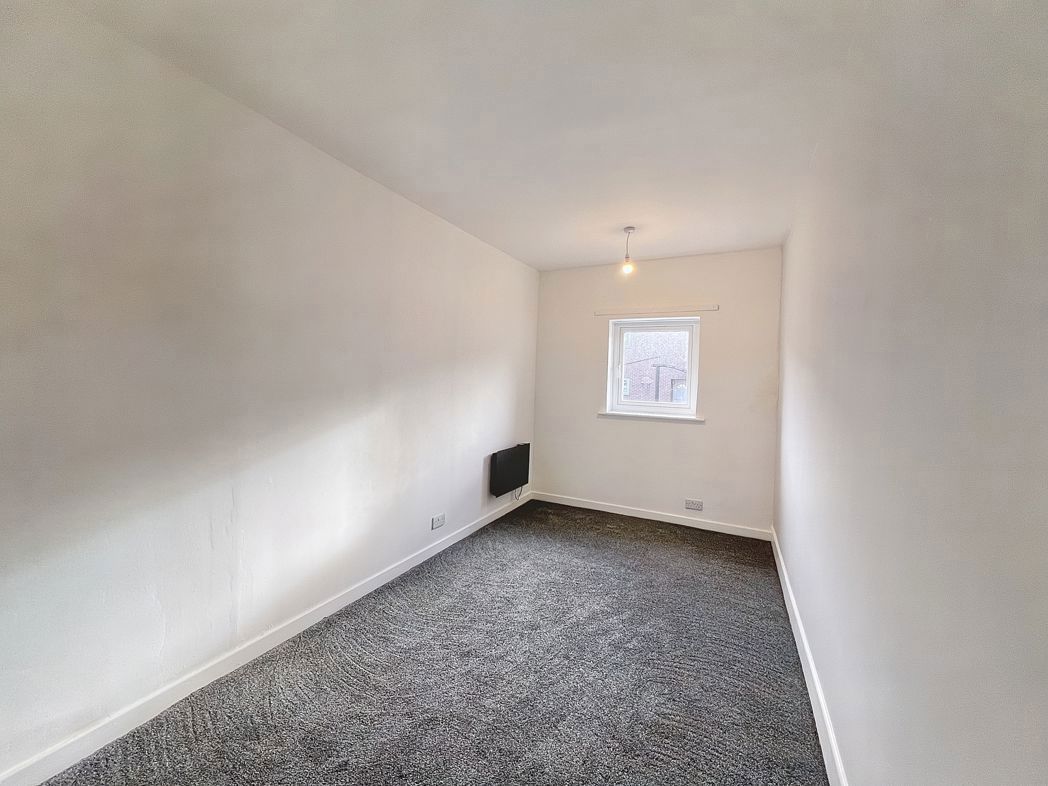 Property image 6 of 8