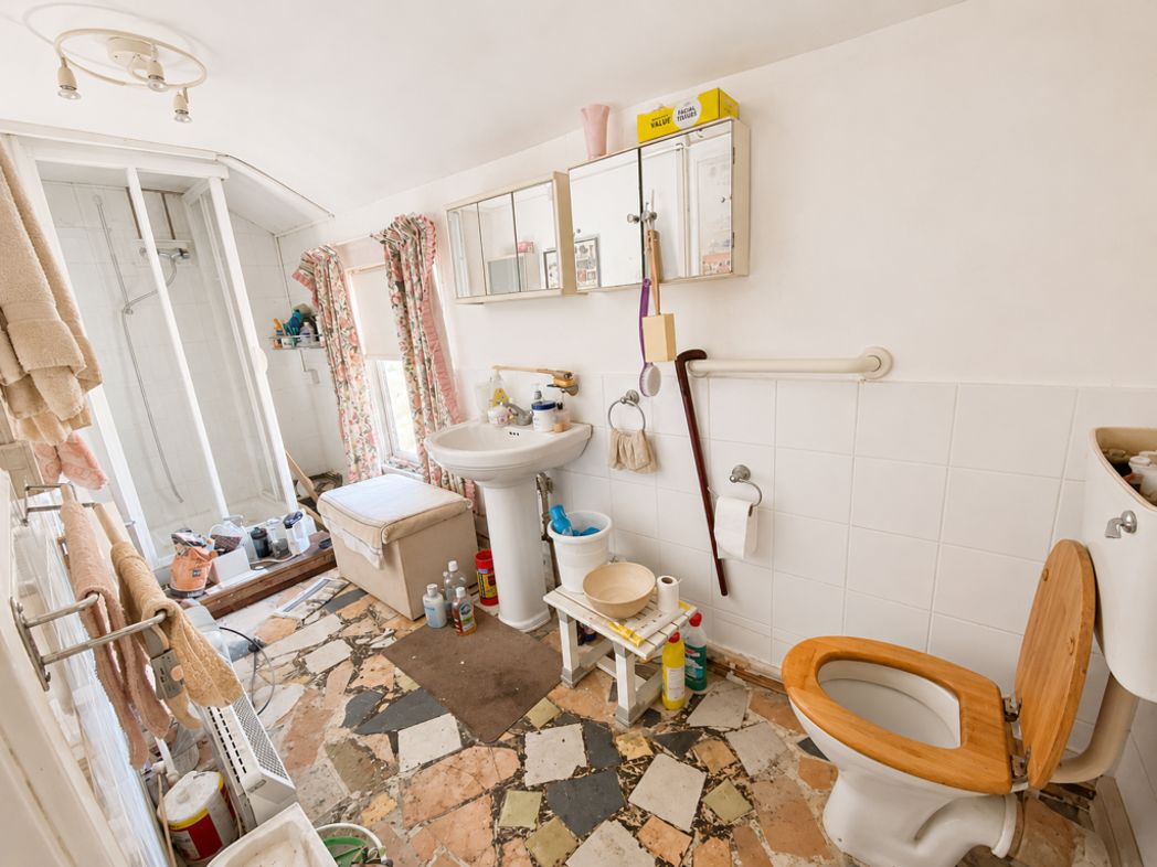 Property image 7 of 14