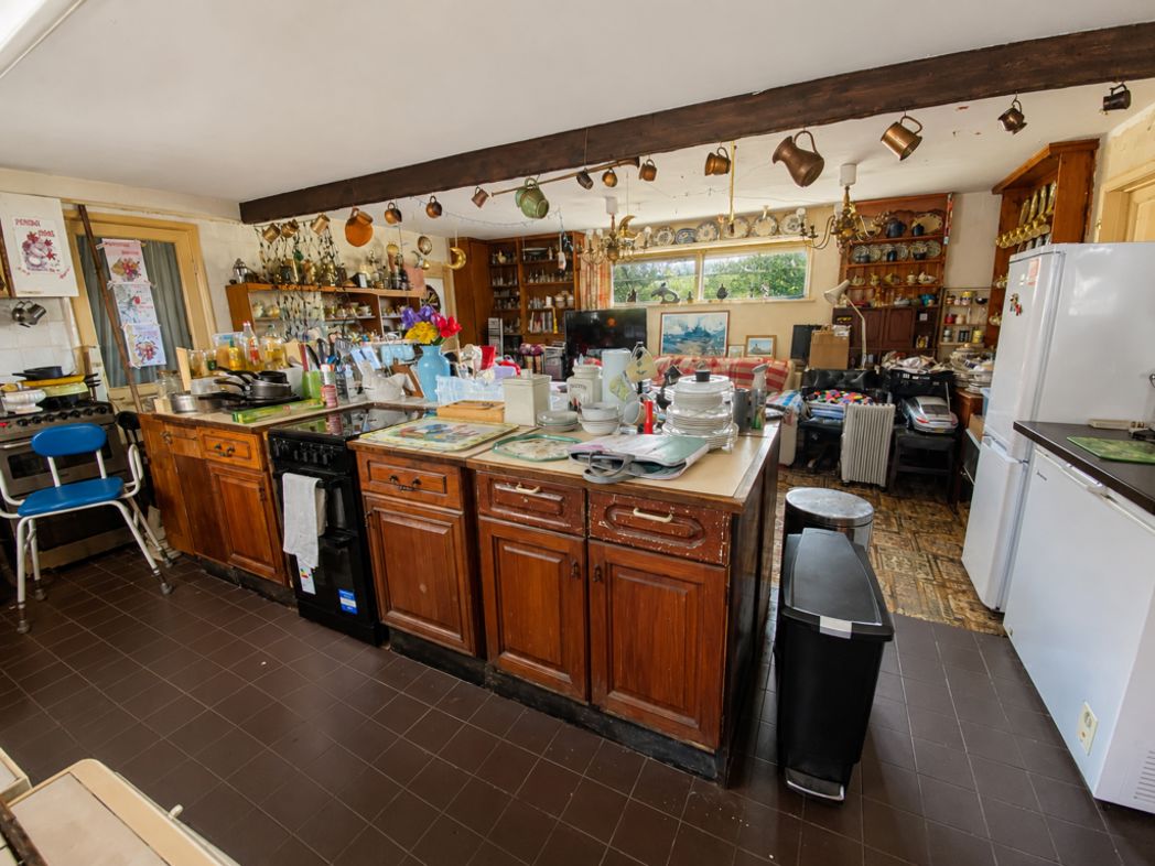 Property image 11 of 14