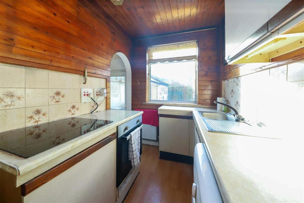 Property image 3 of 9