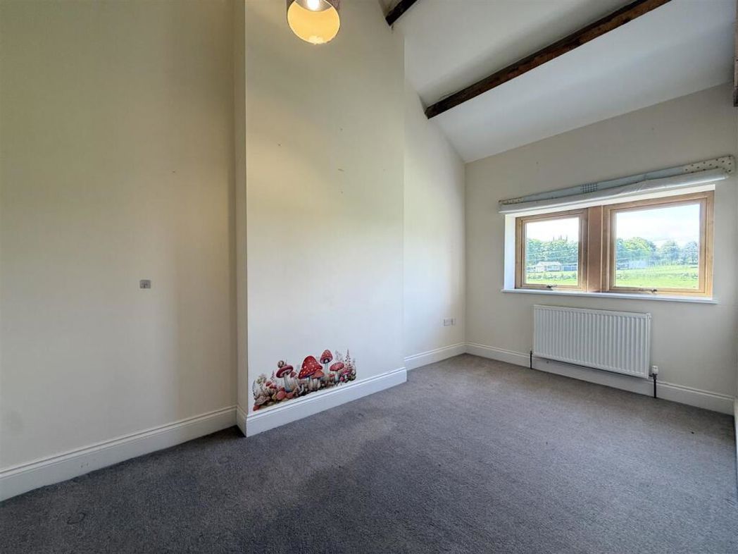 Property image 10 of 20