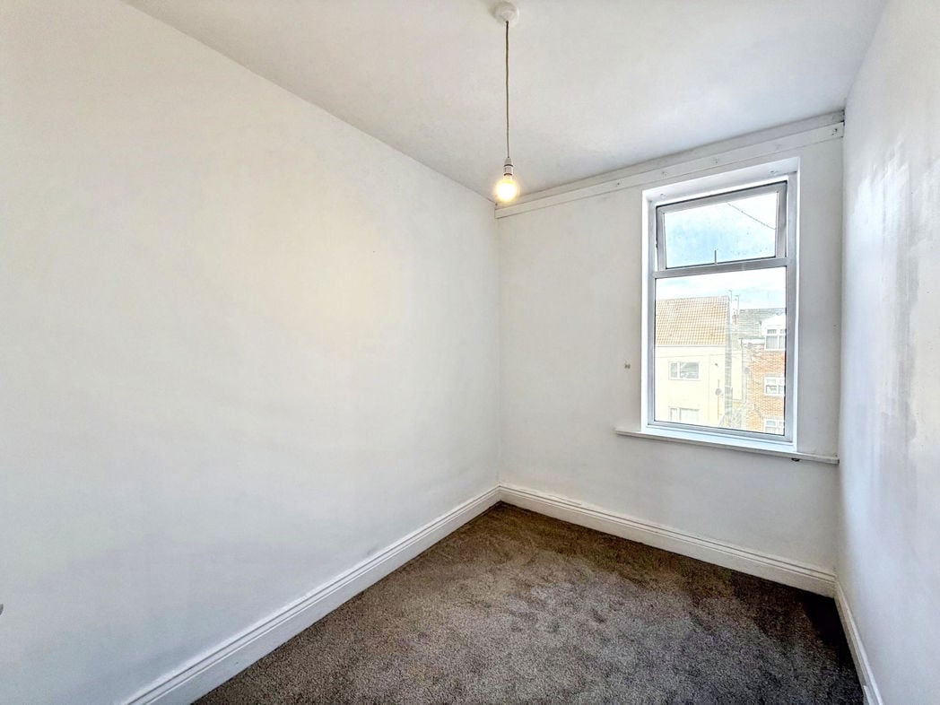Property image 6 of 6