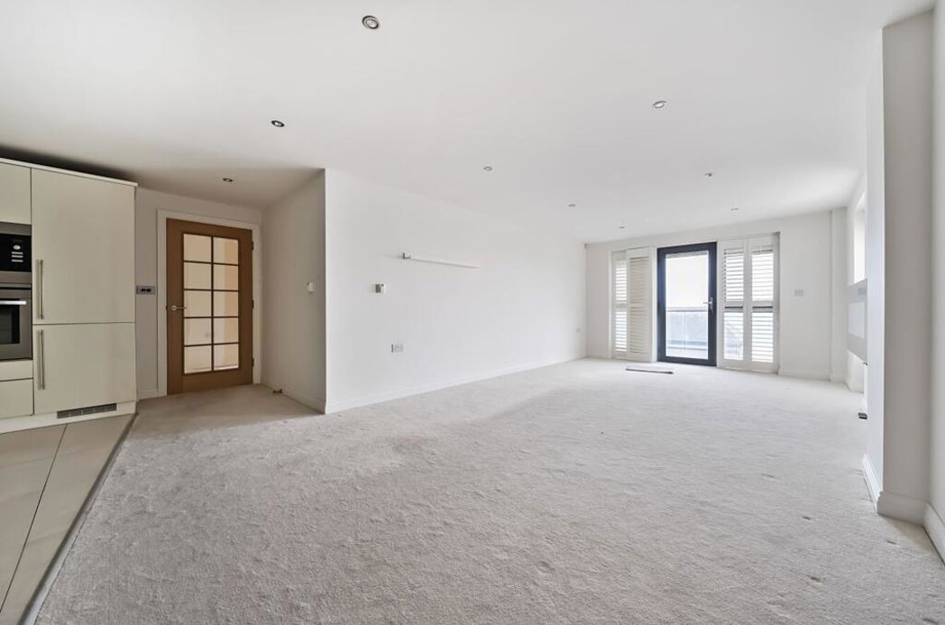 Property image 5 of 12