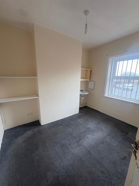 Property image 1 of 15