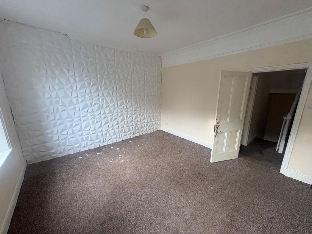 Property image 2 of 15