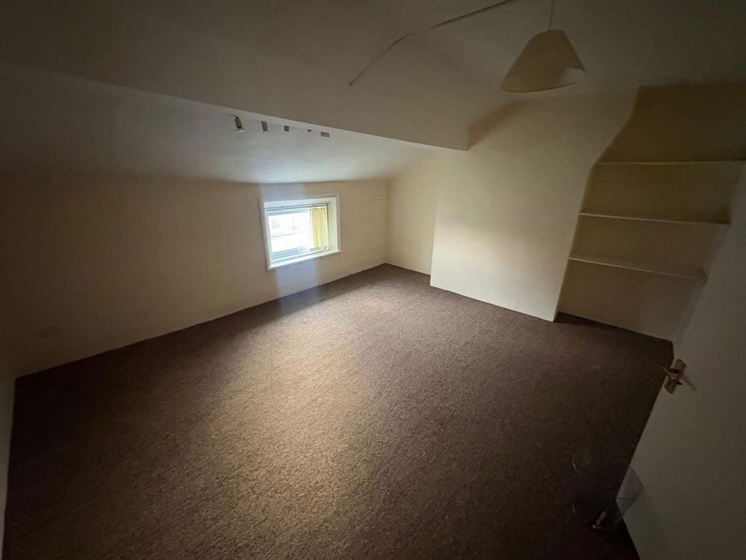 Property image 13 of 15