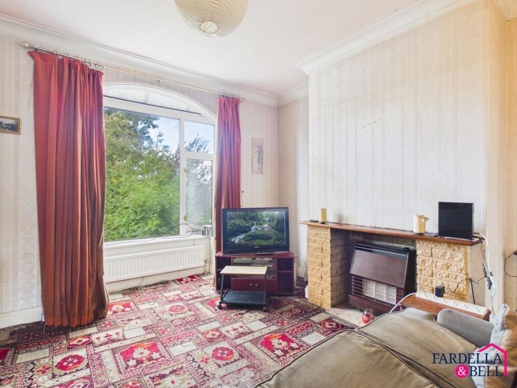 Property image 2 of 21