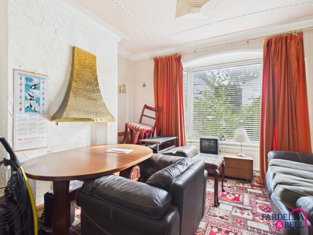 Property image 4 of 21