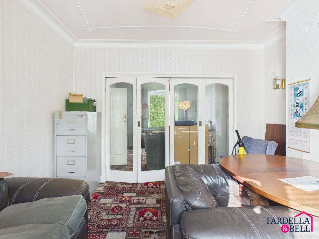 Property image 8 of 21